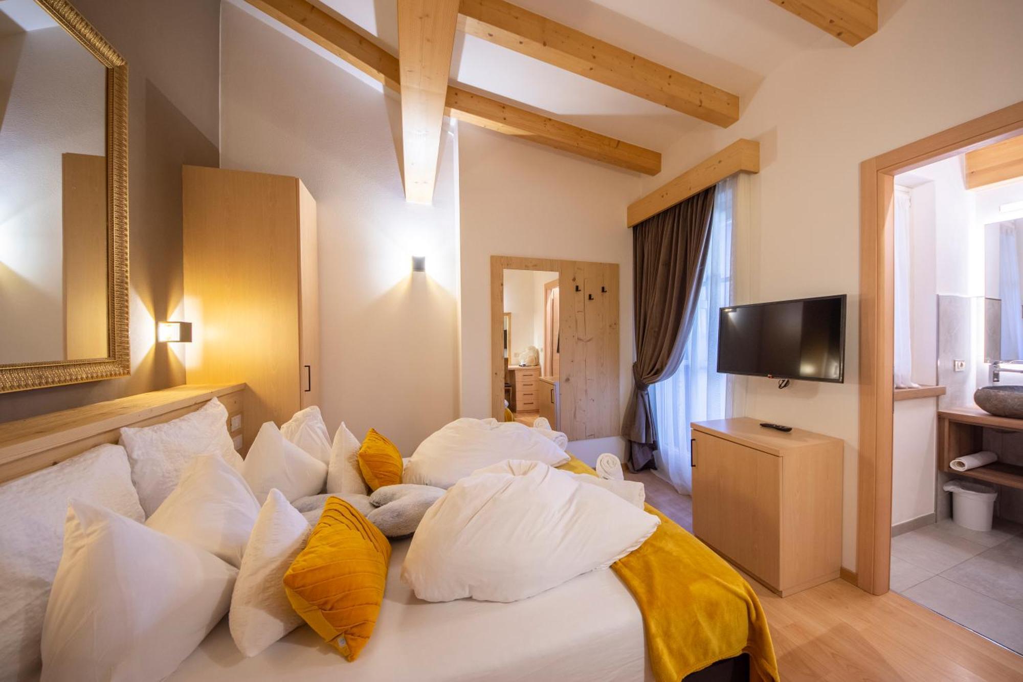 Hotel Faloria Моэна Экстерьер фото